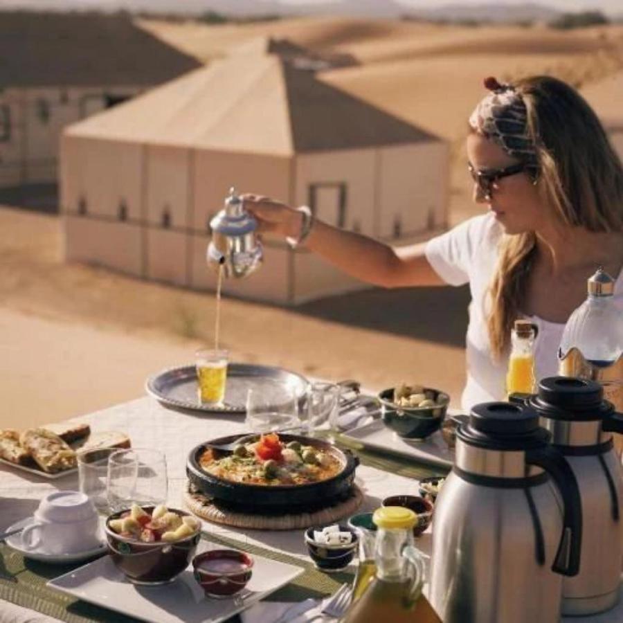 Overnight Luxury Camp Merzouga Esterno foto