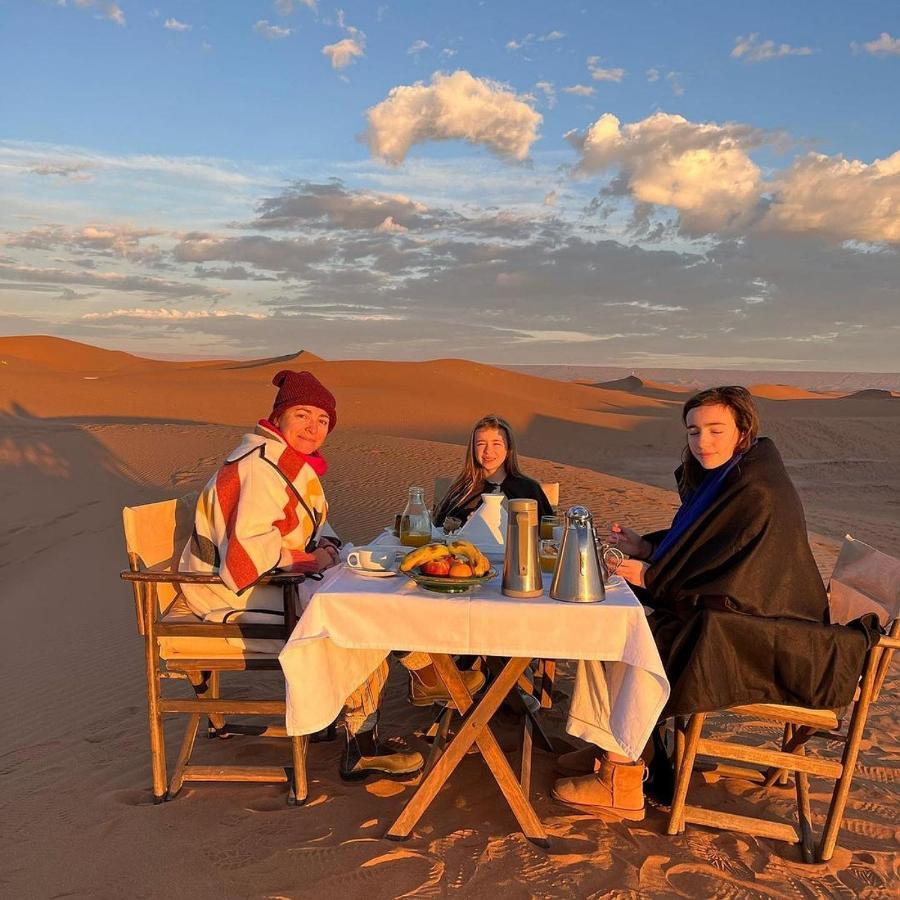 Overnight Luxury Camp Merzouga Esterno foto