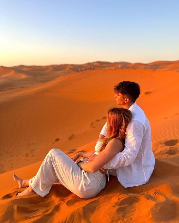 Overnight Luxury Camp Merzouga Esterno foto