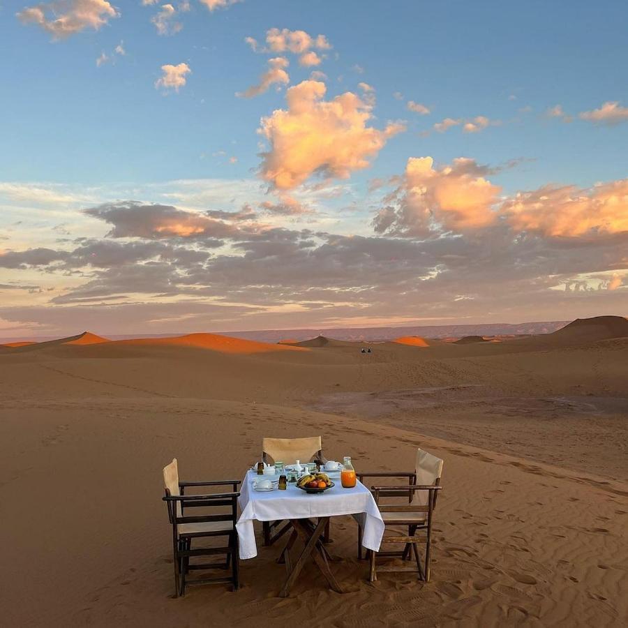 Overnight Luxury Camp Merzouga Esterno foto